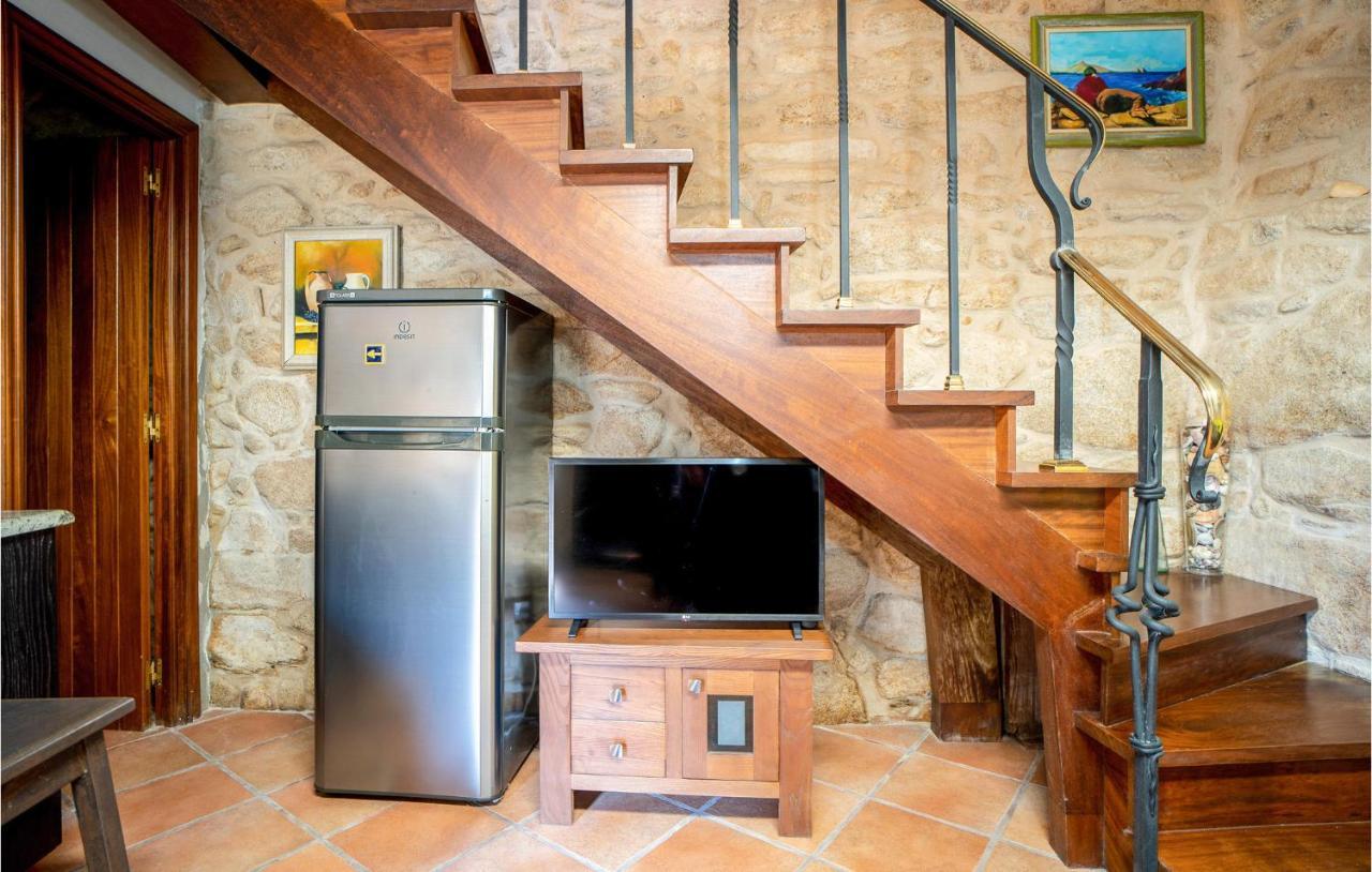 2 Bedroom Amazing Home In Muros Ngoại thất bức ảnh